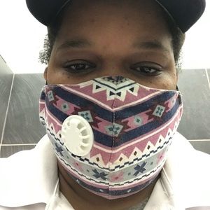 Meet your Posher, Monique